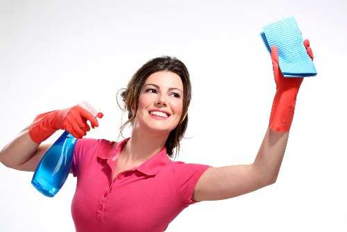 Dulwich carpet cleaning team demonstrating careful carpet care